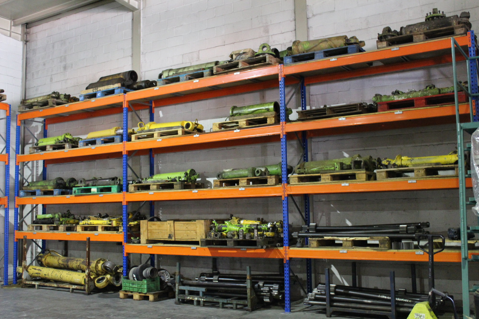 MAQUINARIA HONRADO S.L. - Pièces de rechange JCB undefined: photos 4