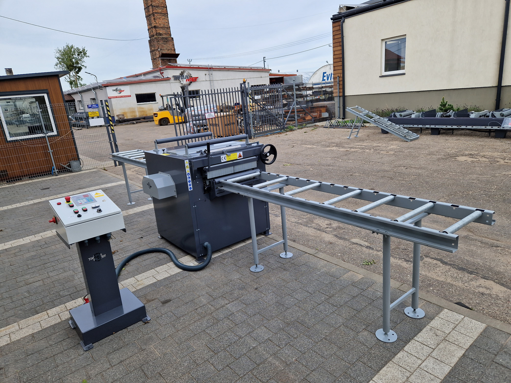 TRAK-MET undefined: photos 88