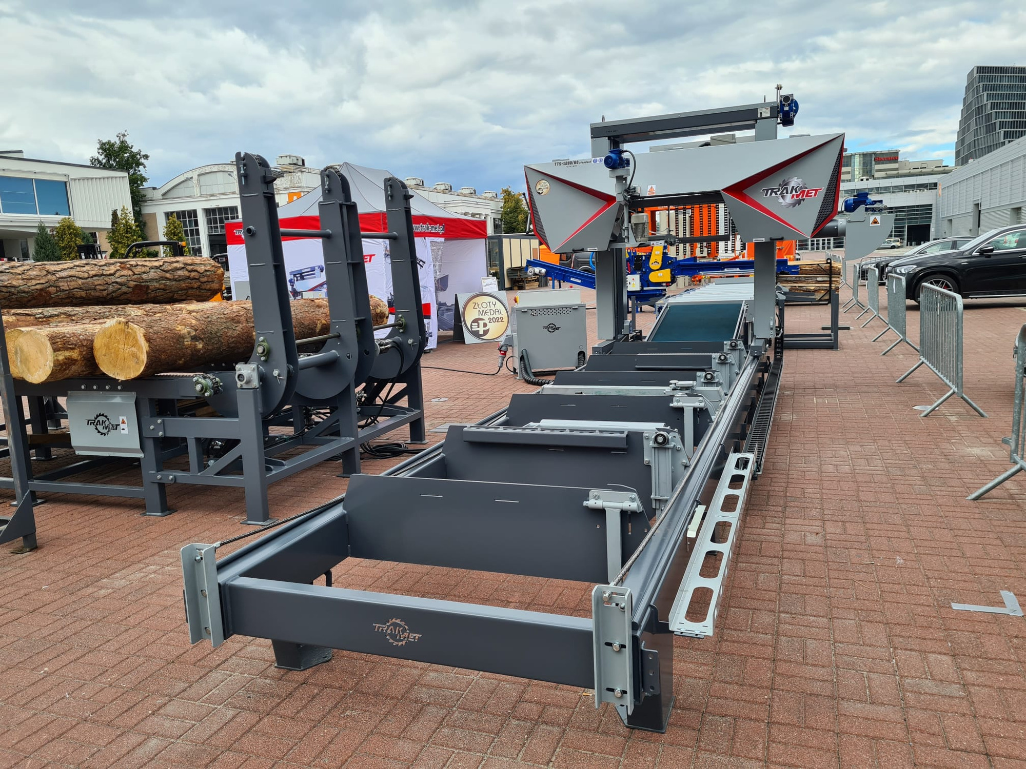 TRAK-MET undefined: photos 122