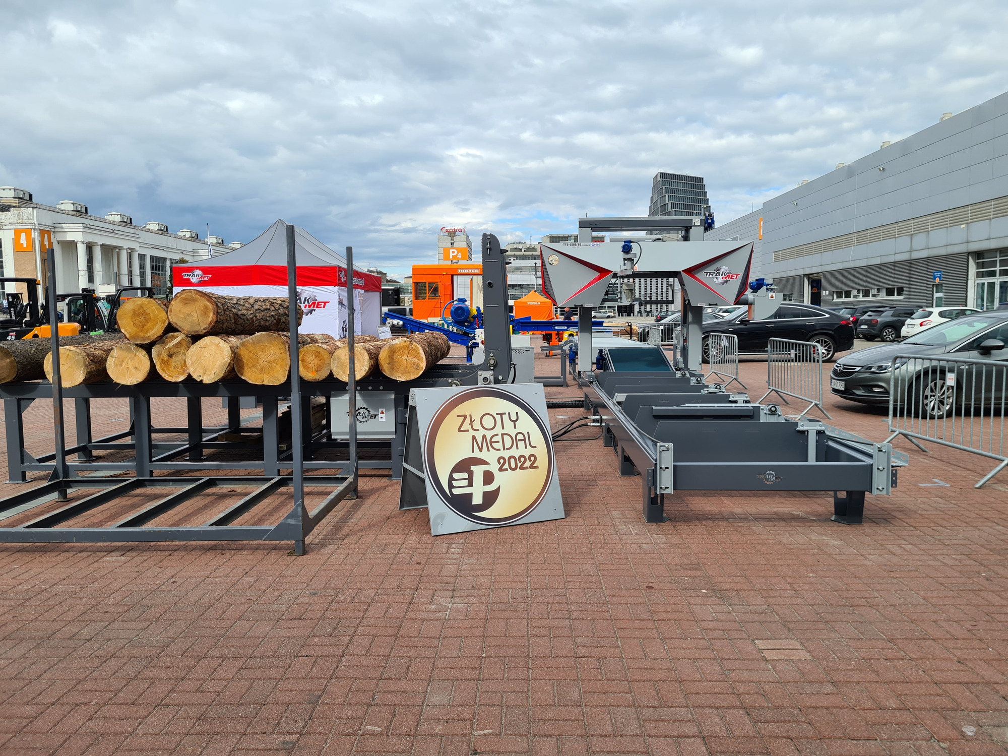 TRAK-MET undefined: photos 114