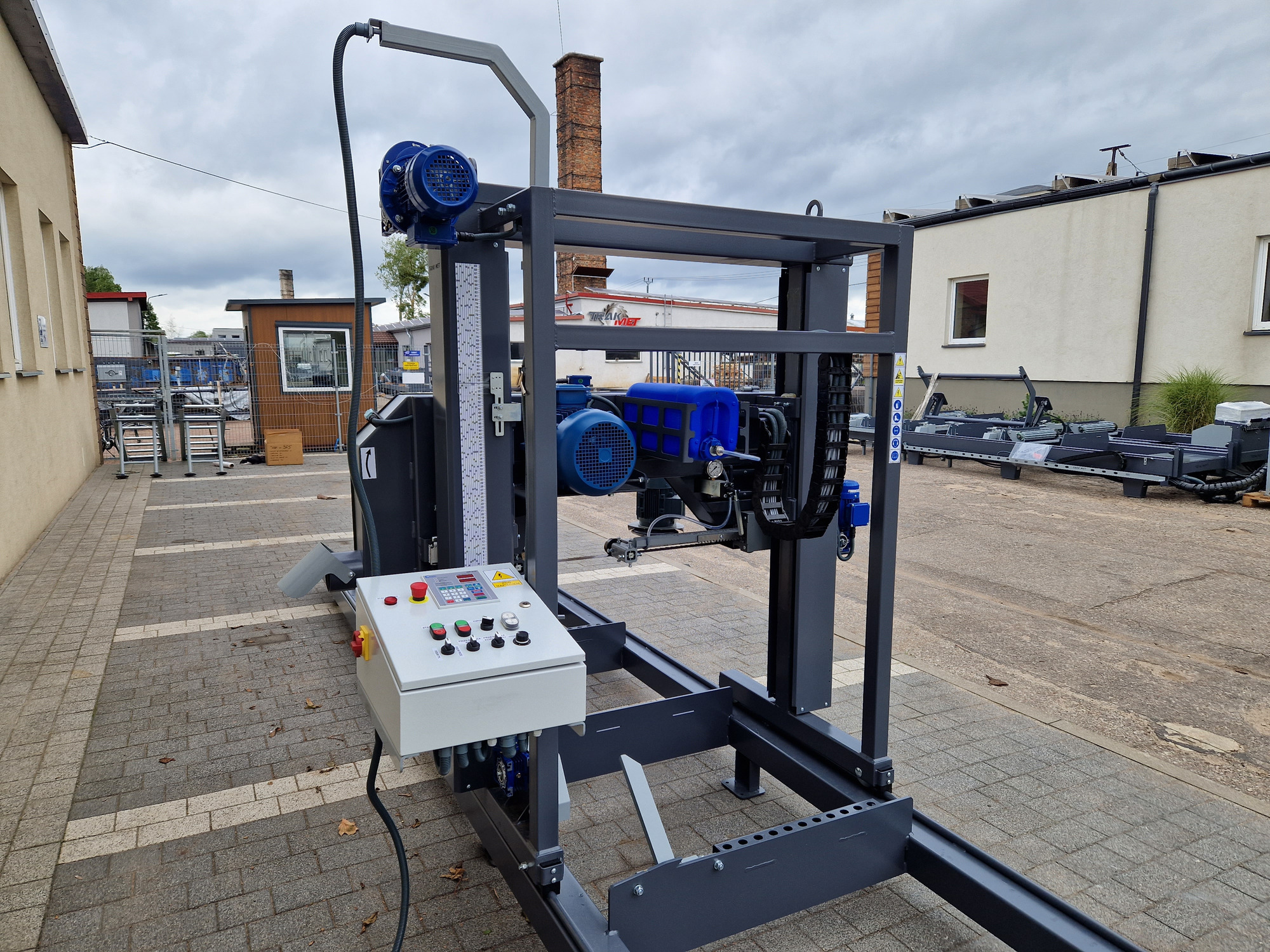 TRAK-MET undefined: photos 59