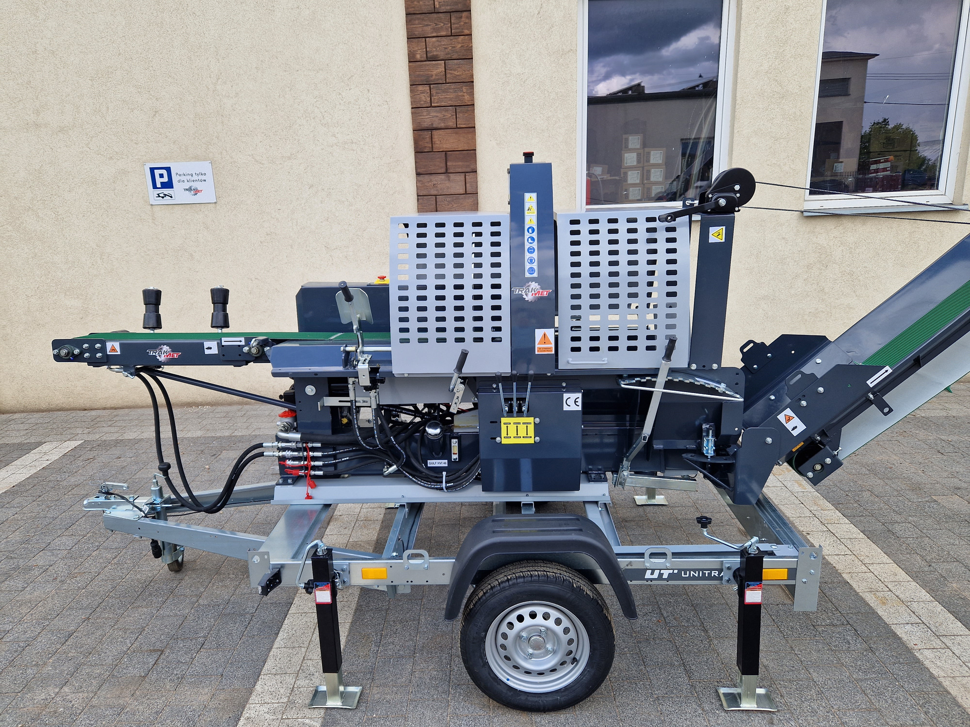 TRAK-MET undefined: photos 70