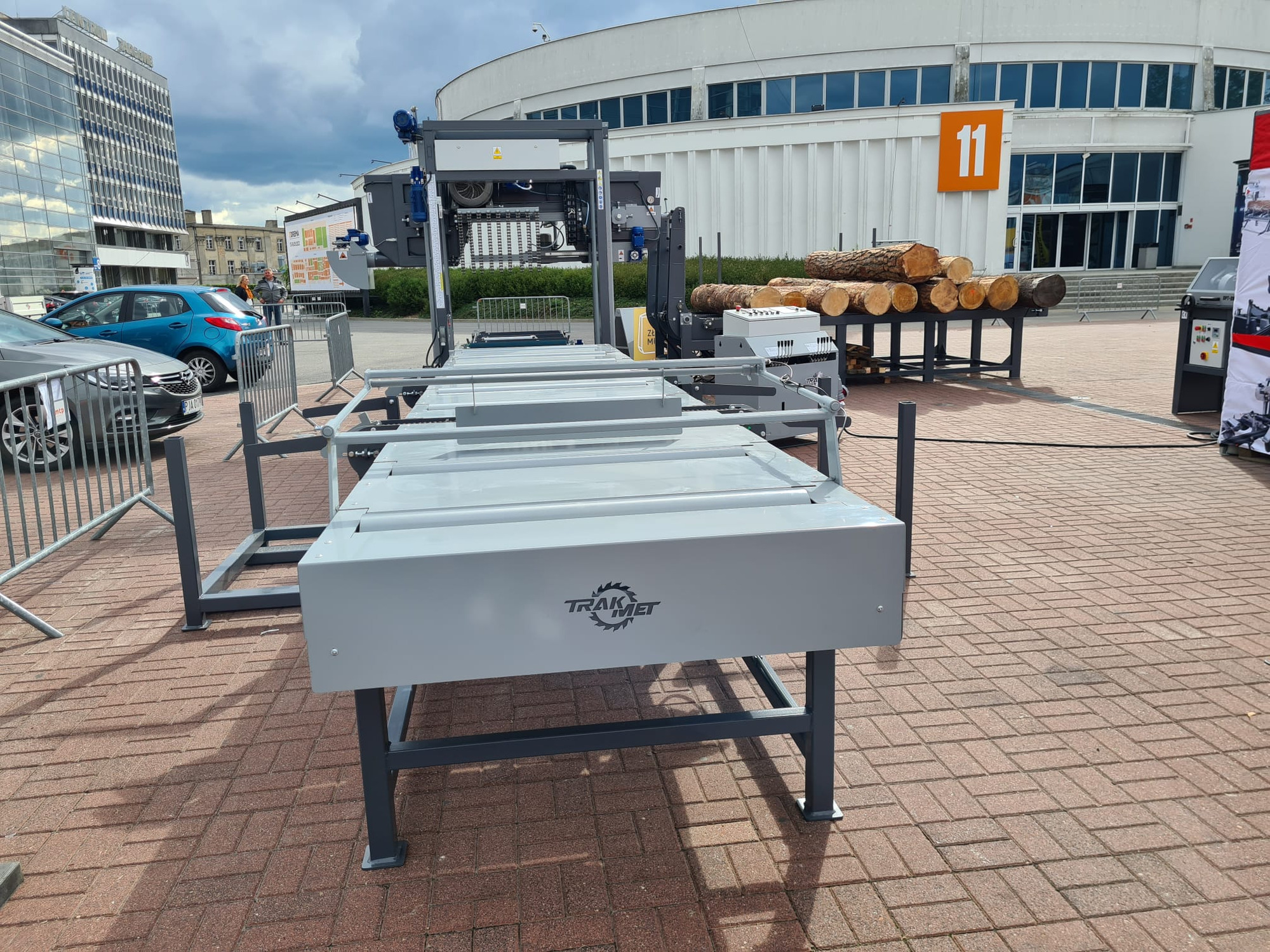 TRAK-MET undefined: photos 120