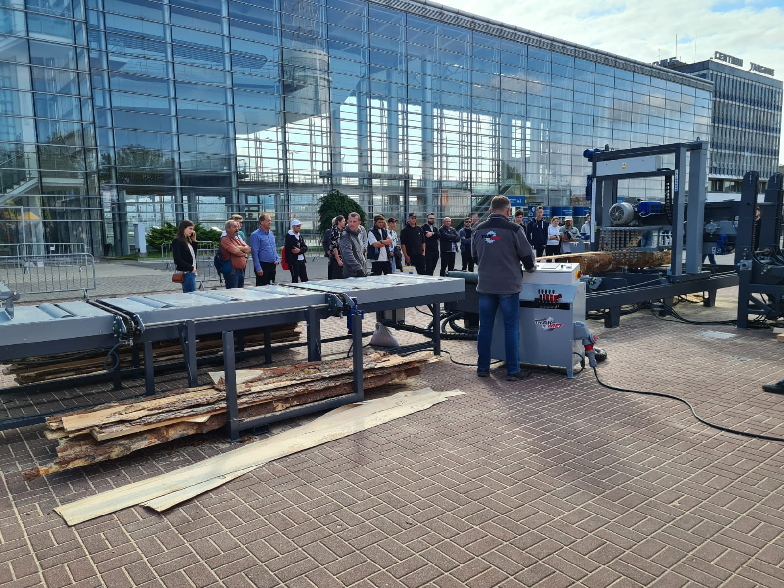 TRAK-MET undefined: photos 124