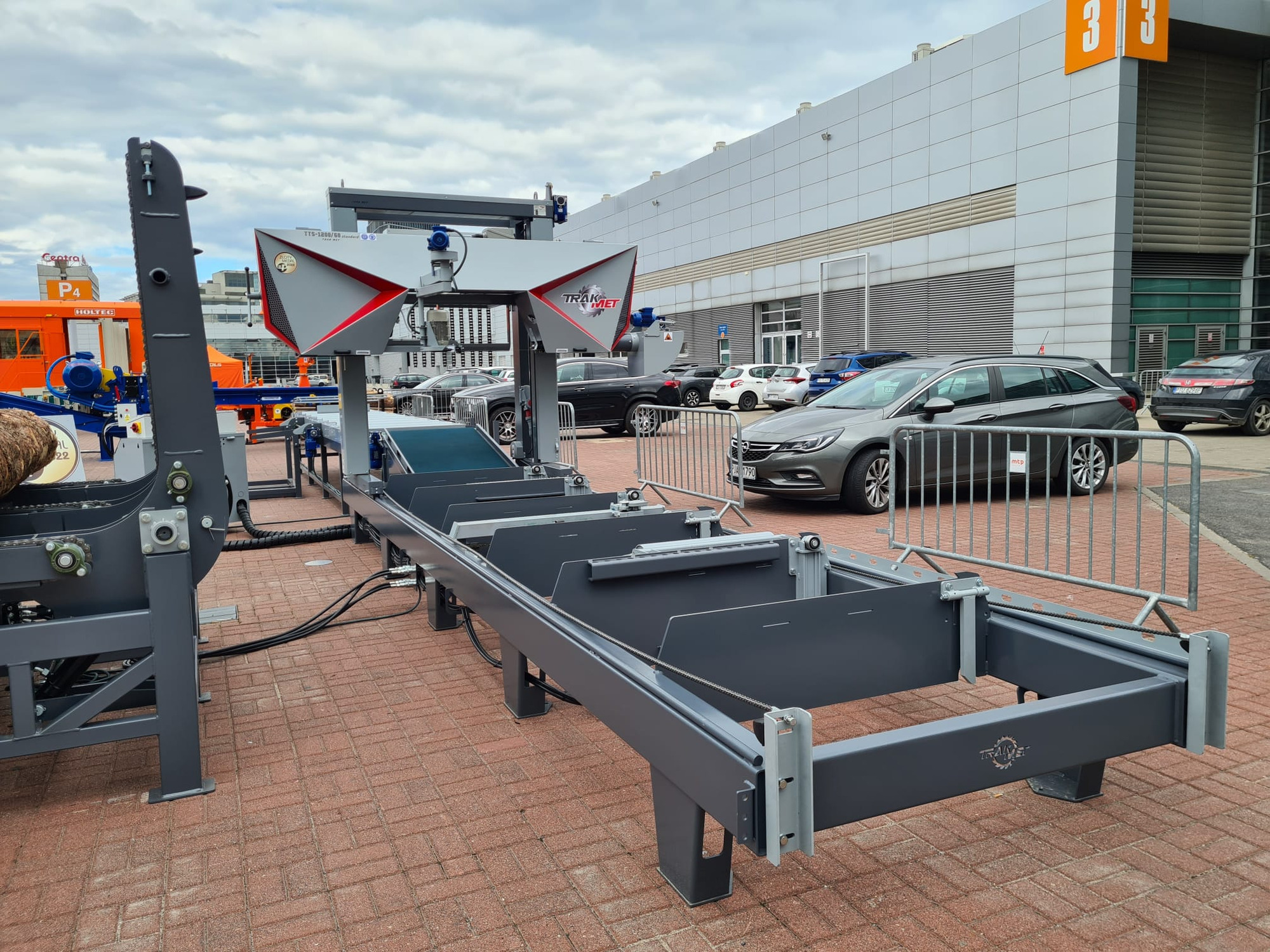 TRAK-MET undefined: photos 121