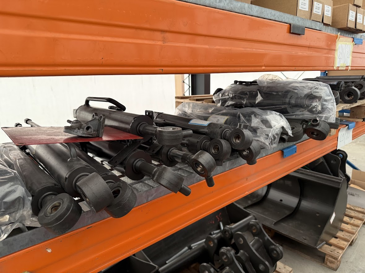 ZAOX CONSTRUCTION MACHINERY A.S. undefined: photos 16