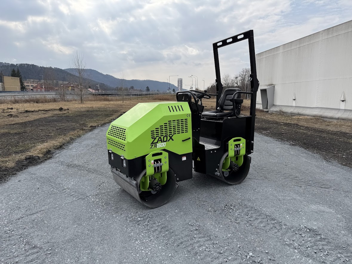 ZAOX CONSTRUCTION MACHINERY A.S. undefined: photos 8