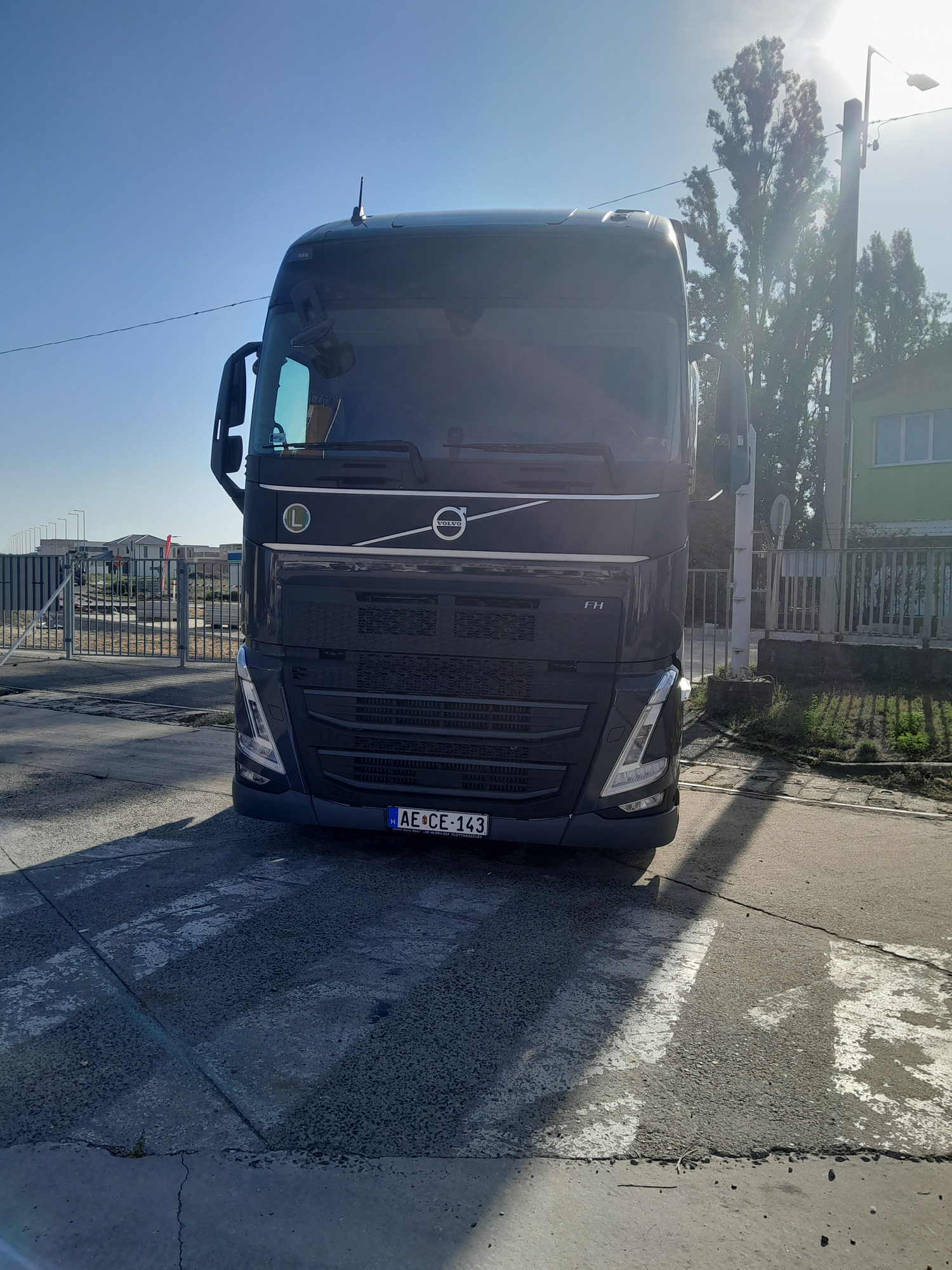 Zenit-Auto Rent Kft. - Annonce de vente undefined: photos 6