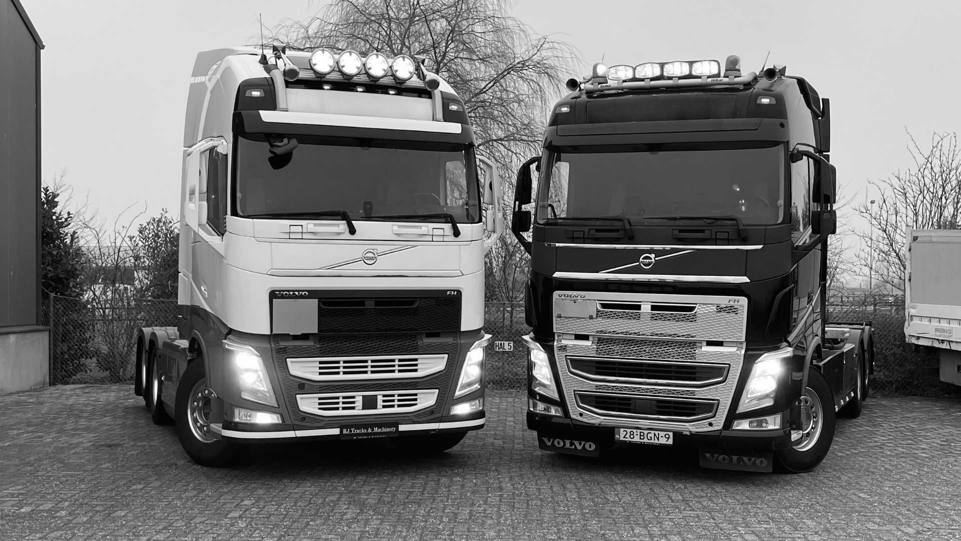 RJ Trucks & Machinery B.V. undefined: photos 4