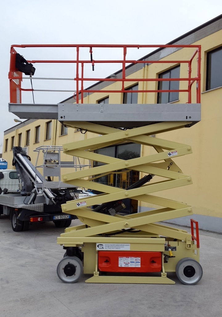 Centro Elevatori SRL - Engins de chantier - Année: 2008 undefined: photos 9