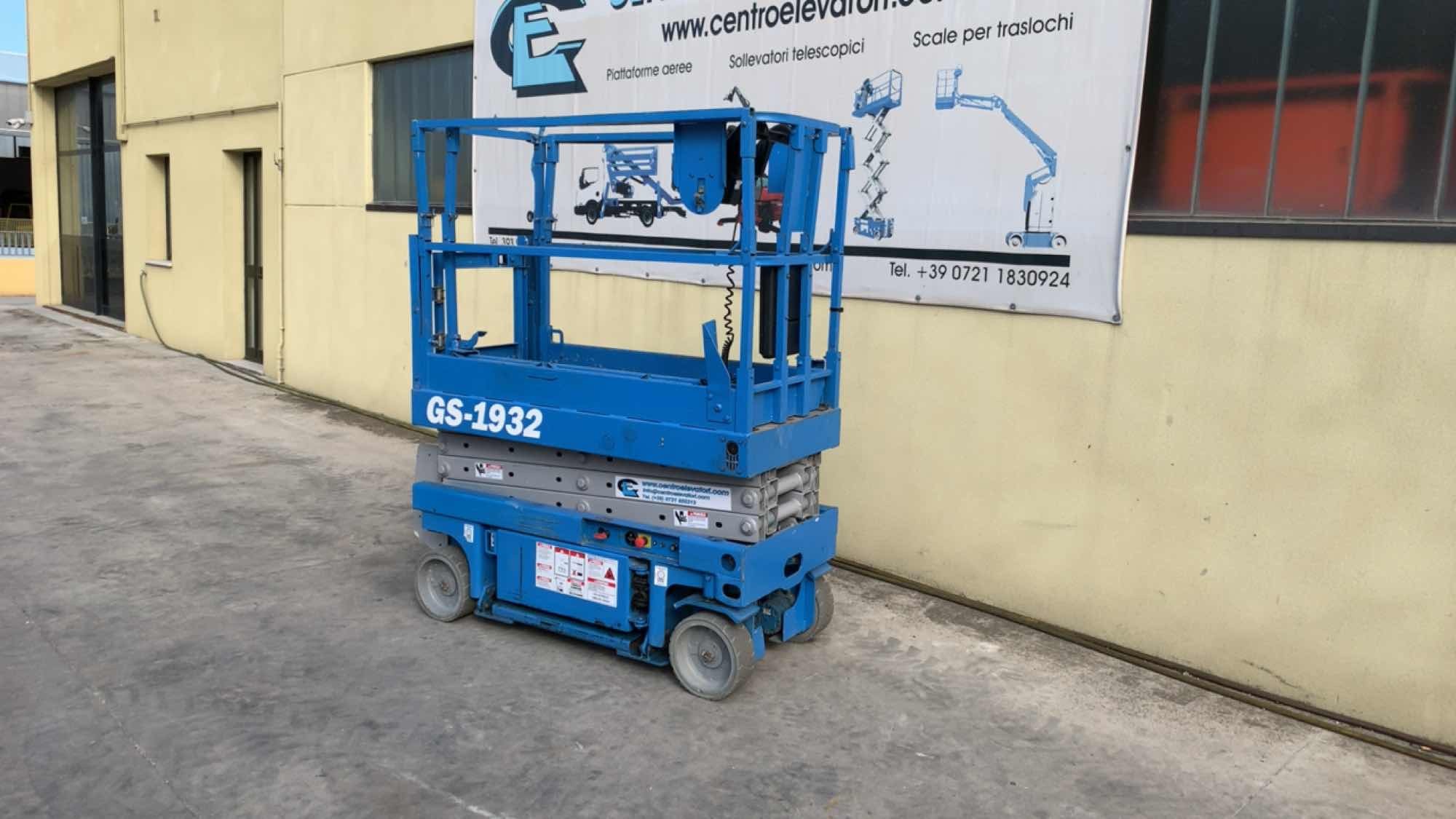 Centro Elevatori SRL - Engins de chantier - Année: 2008 undefined: photos 12