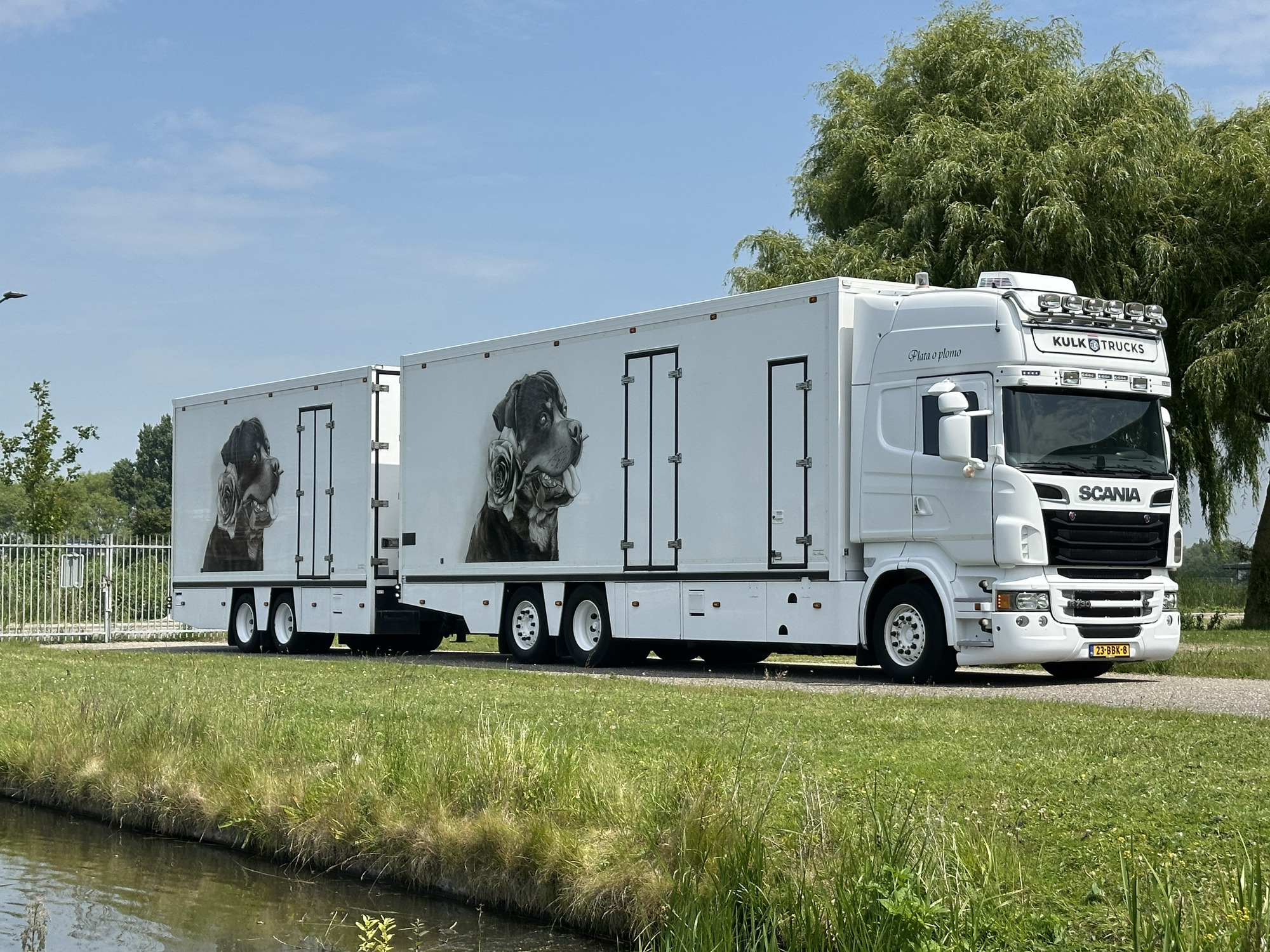 Kulk Trucks - Véhicules utilitaires MERCEDES-BENZ undefined: photos 1