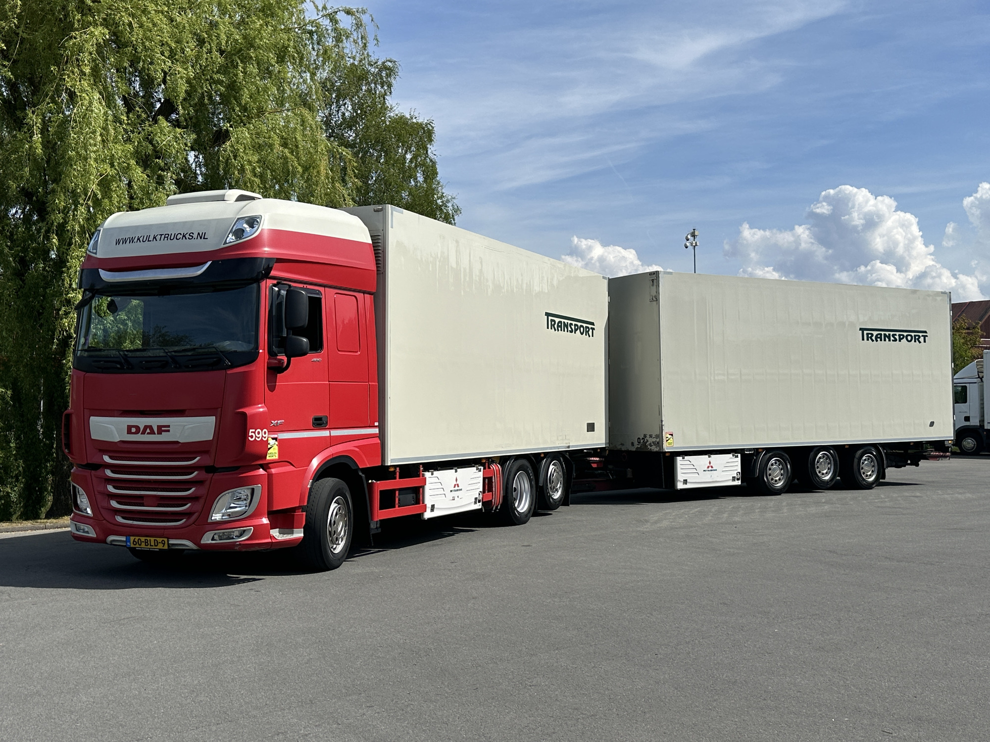 Kulk Trucks - Véhicules utilitaires MERCEDES-BENZ undefined: photos 3