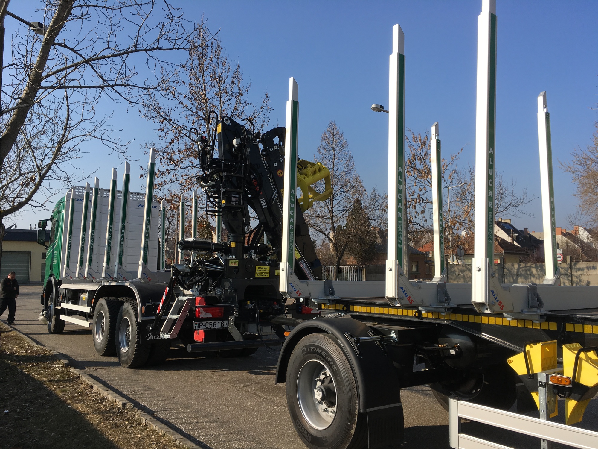 HYAB DARUSZERVIZ KFT - Accessoires - Année: 2002 undefined: photos 4