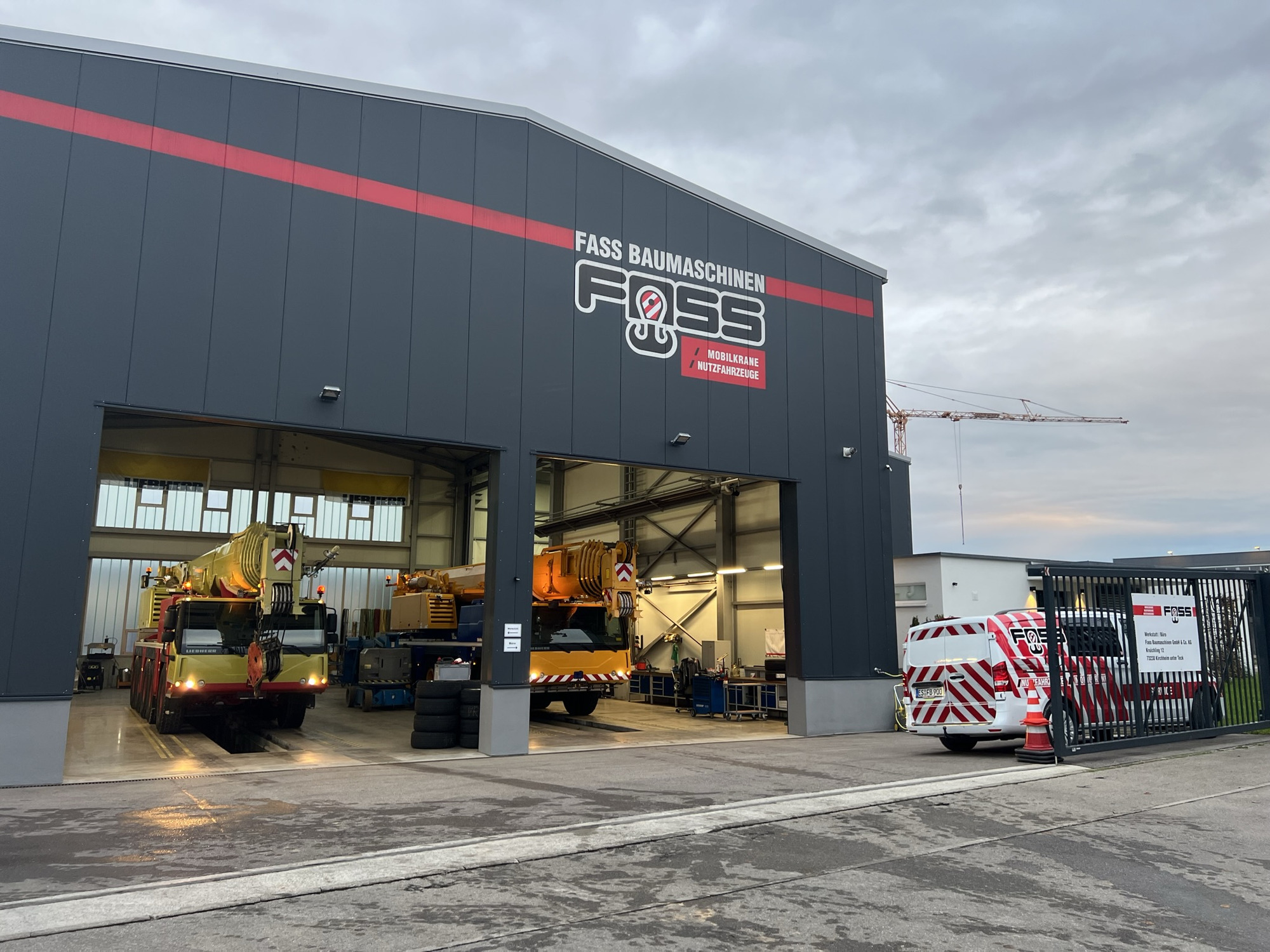 Fass Baumaschinen GmbH & Co. KG - Camions undefined: photos 1