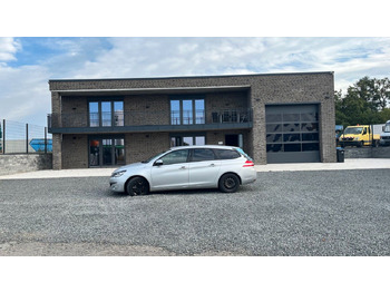 Voiture break PEUGEOT