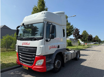 Tracteur routier DAF CF 400