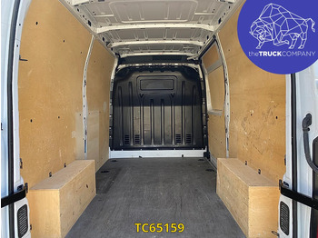 Fourgon utilitaire Renault Master 2.3 DCI L2H2: photos 2