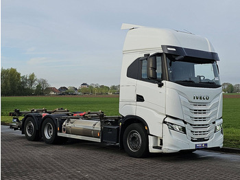 Crédit-bail de Iveco S-WAY AS260S46 LNG INT. STEERAXLE Iveco S-WAY AS260S46 LNG INT. STEERAXLE: photos 5