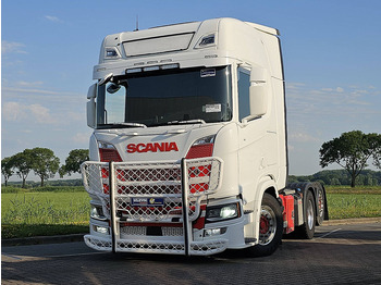 Tracteur routier SCANIA R