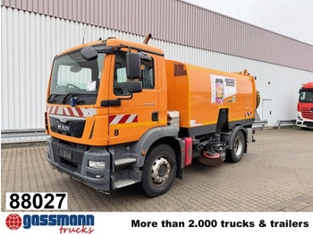 Balayeuse de voirie MAN TGM 18.250