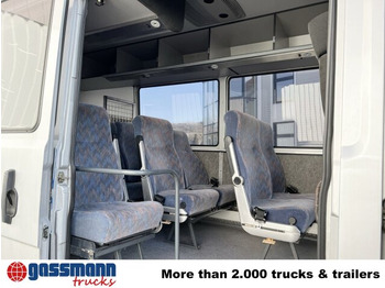 Minibus, Transport de personnes Mercedes-Benz 711 D-KA 4x2, Standklima, 11-Sitze, 2 x on stock: photos 4