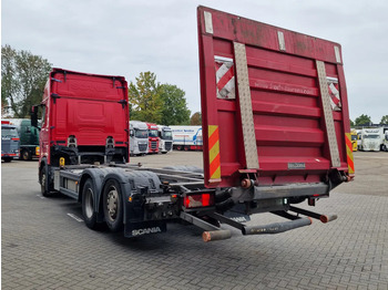 Camion porte-conteneur/ Caisse mobile Scania S500 NGS Highline 6x2 - BDF - Full air - Loadlift - Navi - Retarder: photos 5 Camion porte-conteneur/ Caisse mobile Scania S500 NGS Highline 6x2 - BDF - Full air - Loadlift - Navi - Retarder: photos 5