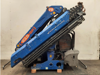 Grue auxiliaire PM