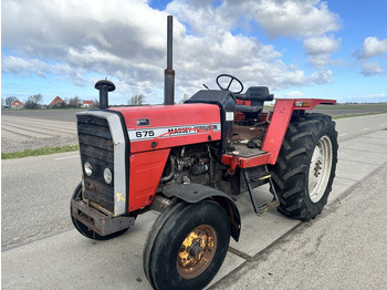 Tracteur agricole MASSEY FERGUSON 600 series