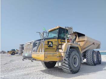 Tombereau articulé Komatsu HM400-3R (4 pieces available in Abu Dhabi): photos 3