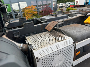 Crédit-bail de  Mercedes-Benz Actros 1832 MP 3   Kipperfahrgestell + Klima Mercedes-Benz Actros 1832 MP 3   Kipperfahrgestell + Klima: photos 4