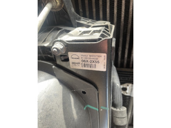 Radiateur MAN TGA radiator 81061006658: photos 1