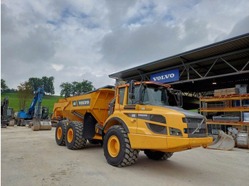 Tombereau articulé VOLVO A25G