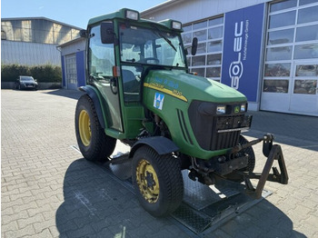 Tracteur communal JOHN DEERE