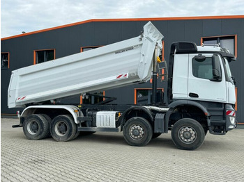 Camion benne Mercedes-Benz AROCS 4145 8x8 Meiller Muldenkipper: photos 2