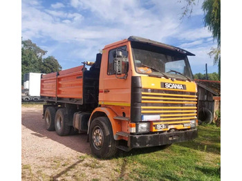 Camion benne SCANIA 93