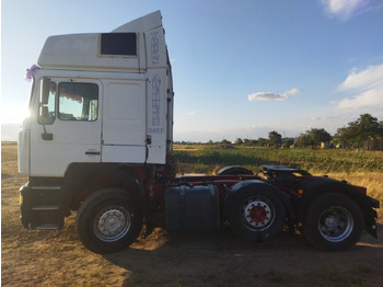 Tracteur routier MAN 26.414: photos 4