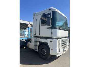 Tracteur routier RENAULT Magnum 440