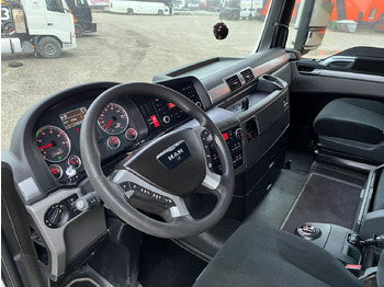 Photo d'intérieur 1: Crédit-bail de MAN TGX 28.440 6X2-2 BL TGX 28.440 6X2-2 BL, Liftachse, Motorabtrieb MAN TGX 28.440 6X2-2 BL TGX 28.440 6X2-2 BL, Liftachse, Motorabtrieb