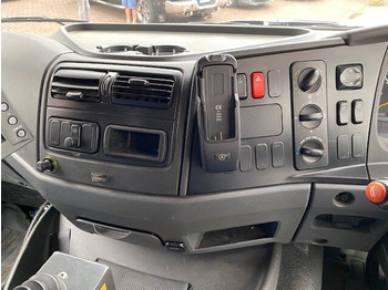 Crédit-bail de Mercedes-Benz Atego 1324 4x2 Atego 1324 4x2, Kehrmaschine Explorer 8 Mercedes-Benz Atego 1324 4x2 Atego 1324 4x2, Kehrmaschine Explorer 8: photos 5