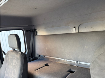 Camion plateau Mercedes-Benz Axor 1829 L 4x2 Axor 1829 L 4x2, 6-Sitzer: photos 5