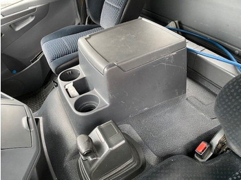 Crédit-bail de Mercedes-Benz Axor 1833 L 4x2 Axor 1833 L 4x2 mit Heckkran Hiab XS 133 K-2 Mercedes-Benz Axor 1833 L 4x2 Axor 1833 L 4x2 mit Heckkran Hiab XS 133 K-2: photos 4