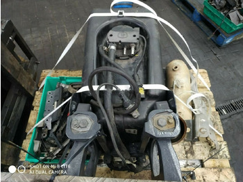 AdBlue réservoir pour Camion Scania 2244863 2140809: photos 3