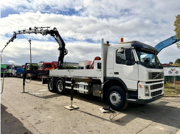 Camion grue VOLVO FM 300