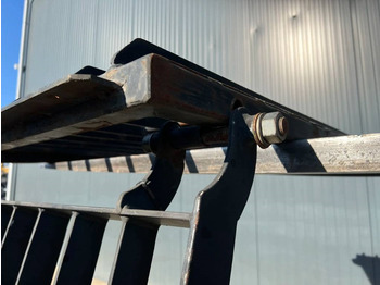 Cabine et intérieur pour Engins de chantier Cat 313D / M315D / 320D / 325D / 330D / 345C / 365C /: photos 3