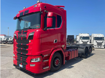 Camion porte-conteneur/ Caisse mobile SCANIA S500: photos 2