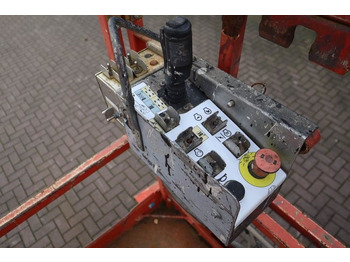 Crédit-bail de SkyJack SJ6826 Diesel, 4x4 Drive, 10m Working Height, 567k  SkyJack SJ6826 Diesel, 4x4 Drive, 10m Working Height, 567k: photos 5