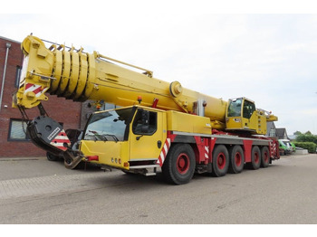Grue tout-terrain LIEBHERR
