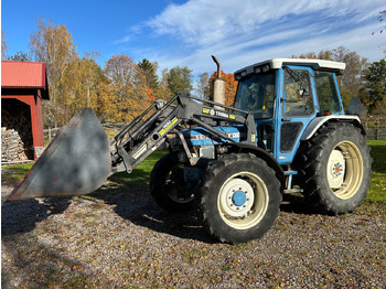 Tracteur agricole FORD