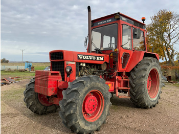 Tracteur agricole VOLVO